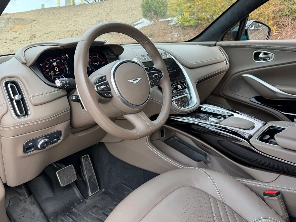 2023 Aston Martin DBX - Image 3 of 21