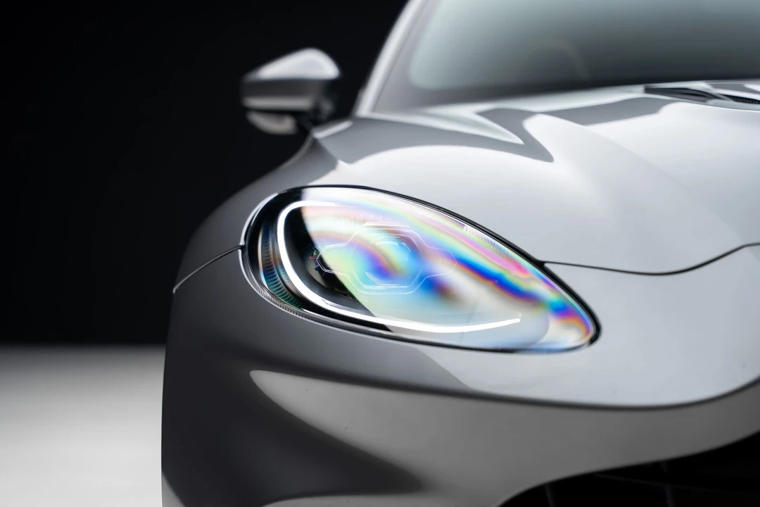 2023 Aston Martin DBX - Image 9 of 21