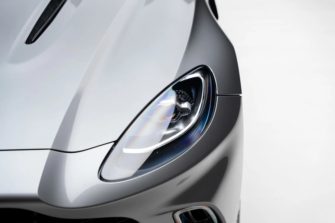 2023 Aston Martin DBX - Image 11 of 21