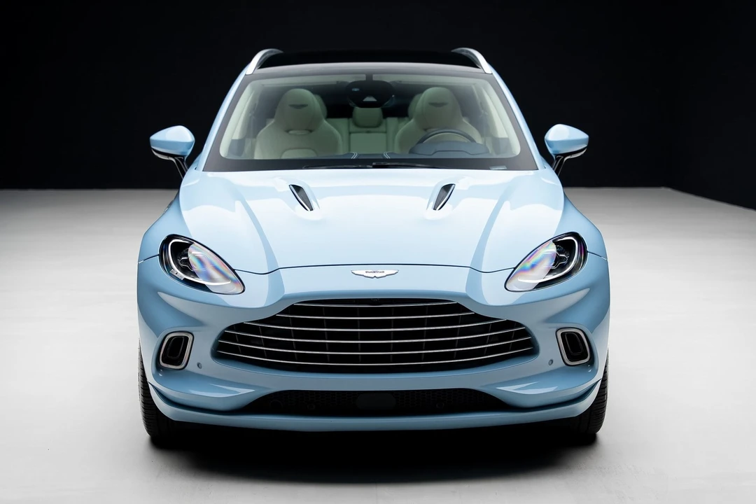 2023 Aston Martin DBX - Image 5 of 21