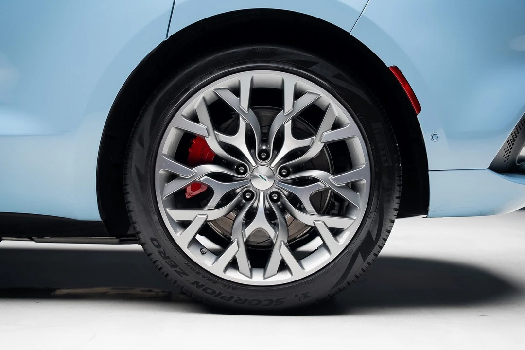 2023 Aston Martin DBX - Image 20 of 21