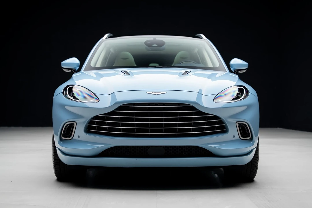 2023 Aston Martin DBX - Image 7 of 21
