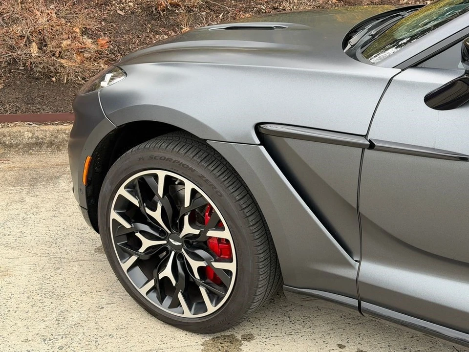 2023 Aston Martin DBX - Image 14 of 21