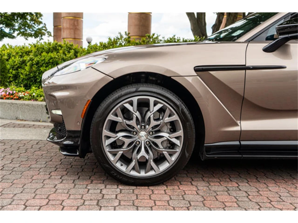 2023 Aston Martin DBX - Image 4 of 12