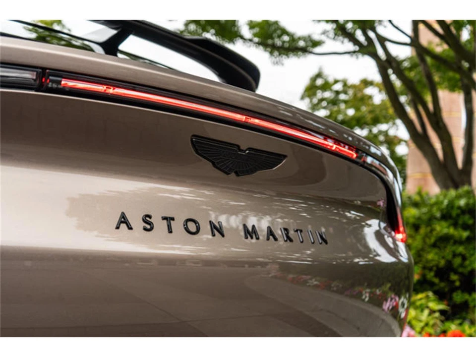 2023 Aston Martin DBX - Image 8 of 12
