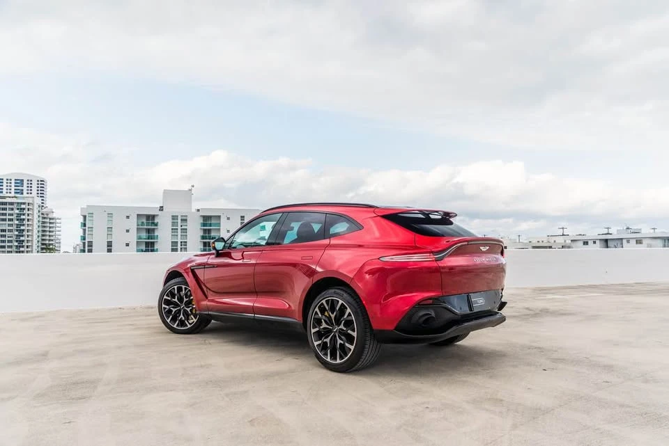2023 Aston Martin DBX - Image 5 of 13
