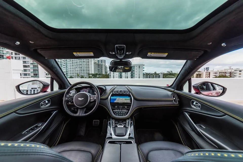 2023 Aston Martin DBX - Image 9 of 13