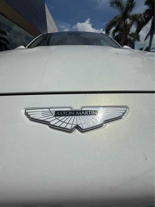 2023 Aston Martin DBX - Image 4 of 20