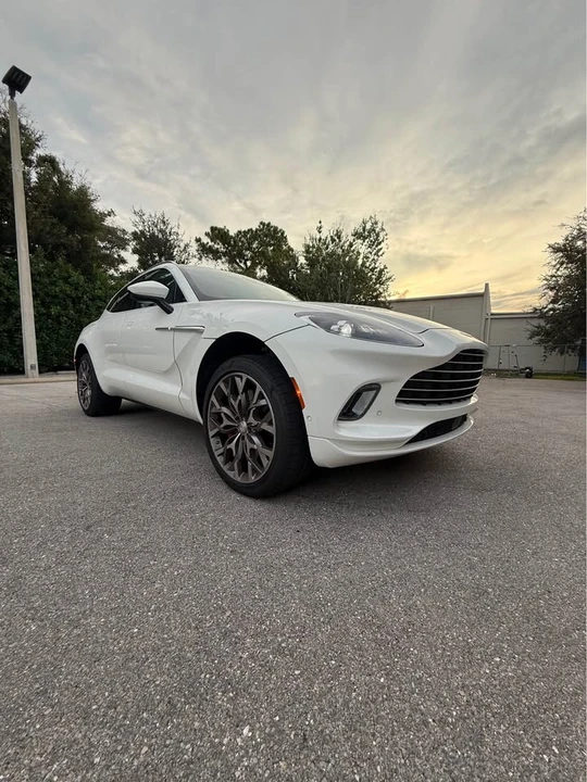 2023 Aston Martin DBX - Image 15 of 20