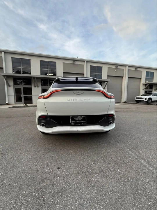 2023 Aston Martin DBX - Image 10 of 20