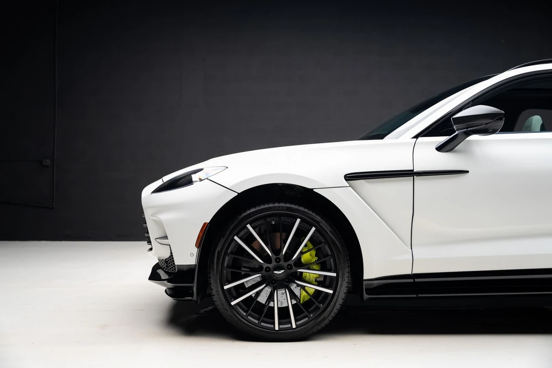 2023 Aston Martin DBX 707 - Image 19 of 31