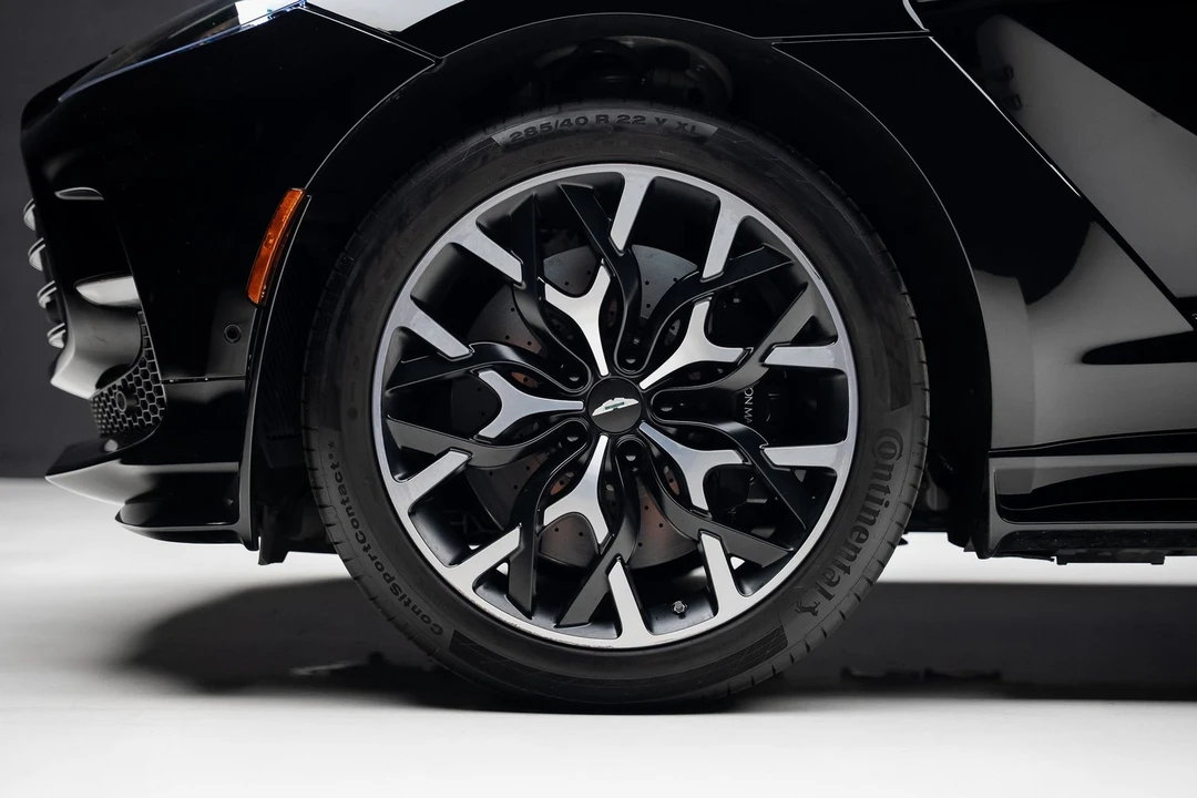 2023 Aston Martin DBX 707 - Image 19 of 31