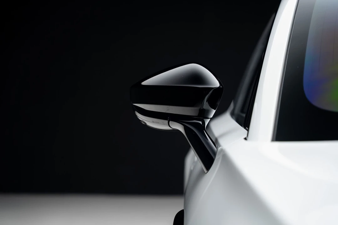 2023 Aston Martin DBX 707 - Image 14 of 31