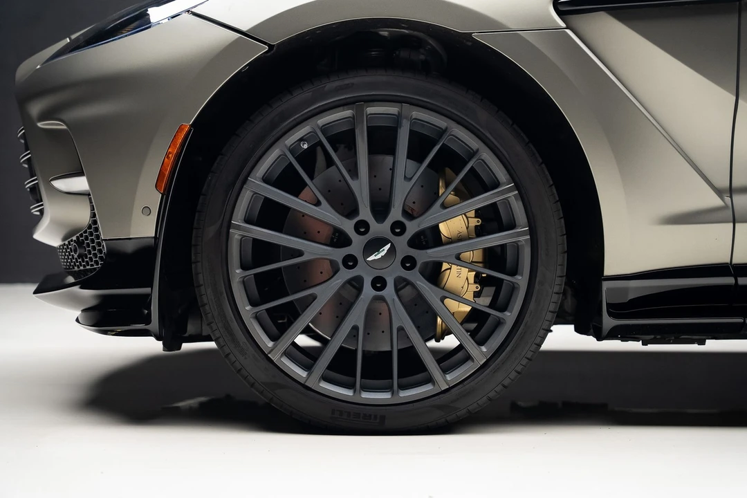 2023 Aston Martin DBX 707 - Image 19 of 31