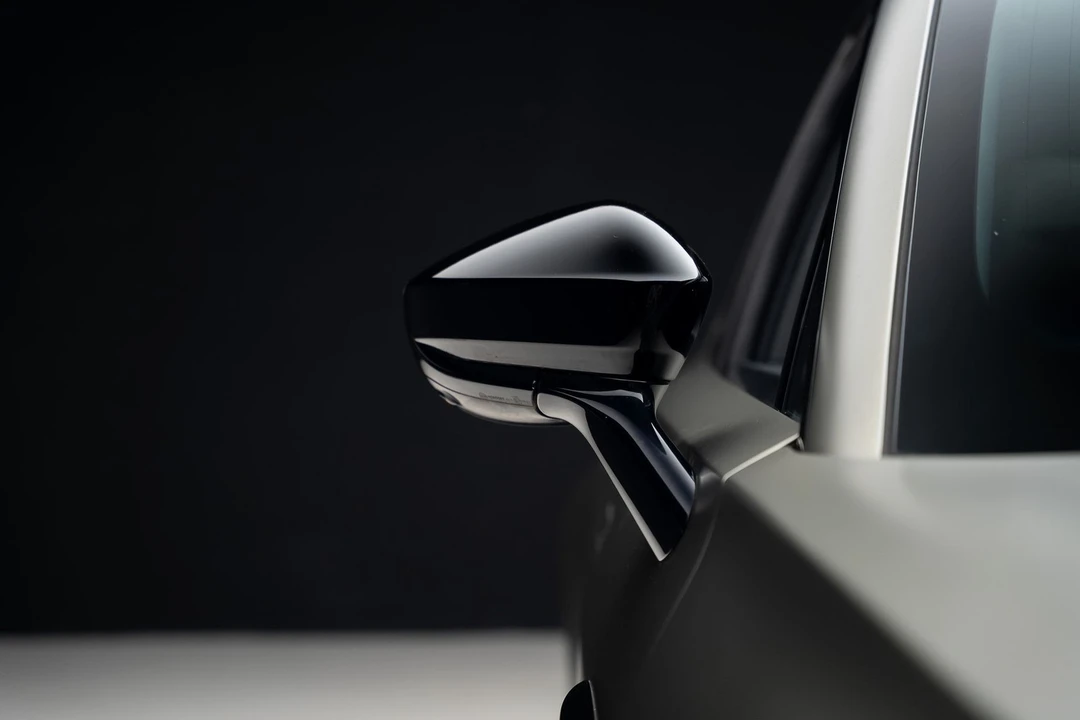 2023 Aston Martin DBX 707 - Image 14 of 31