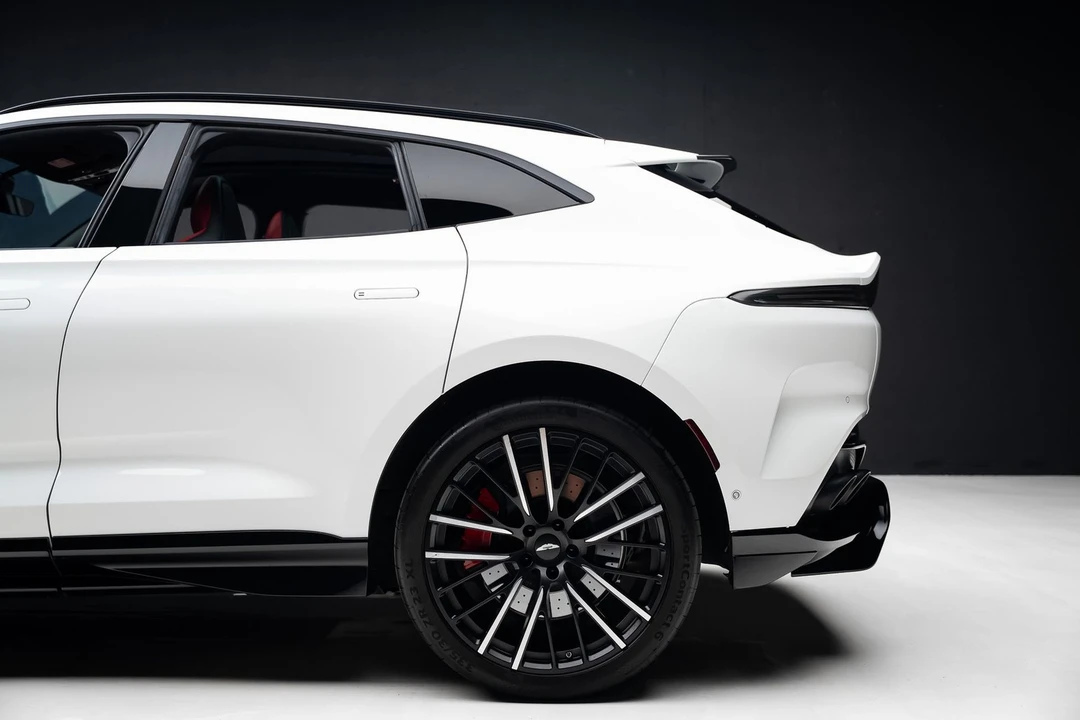2023 Aston Martin DBX 707 - Image 20 of 31