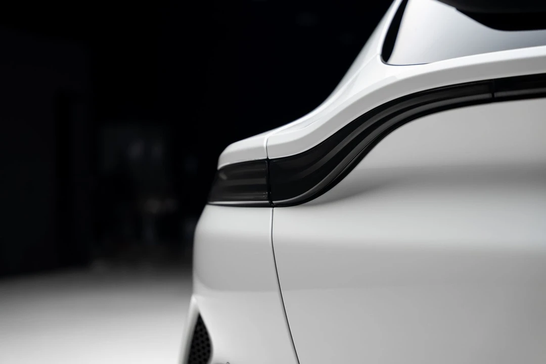 2023 Aston Martin DBX 707 - Image 27 of 31