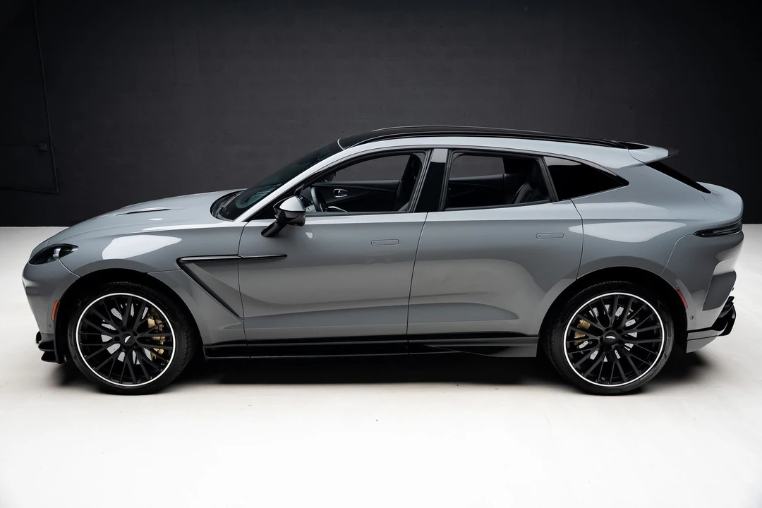 2023 Aston Martin DBX 707 - Image 16 of 31