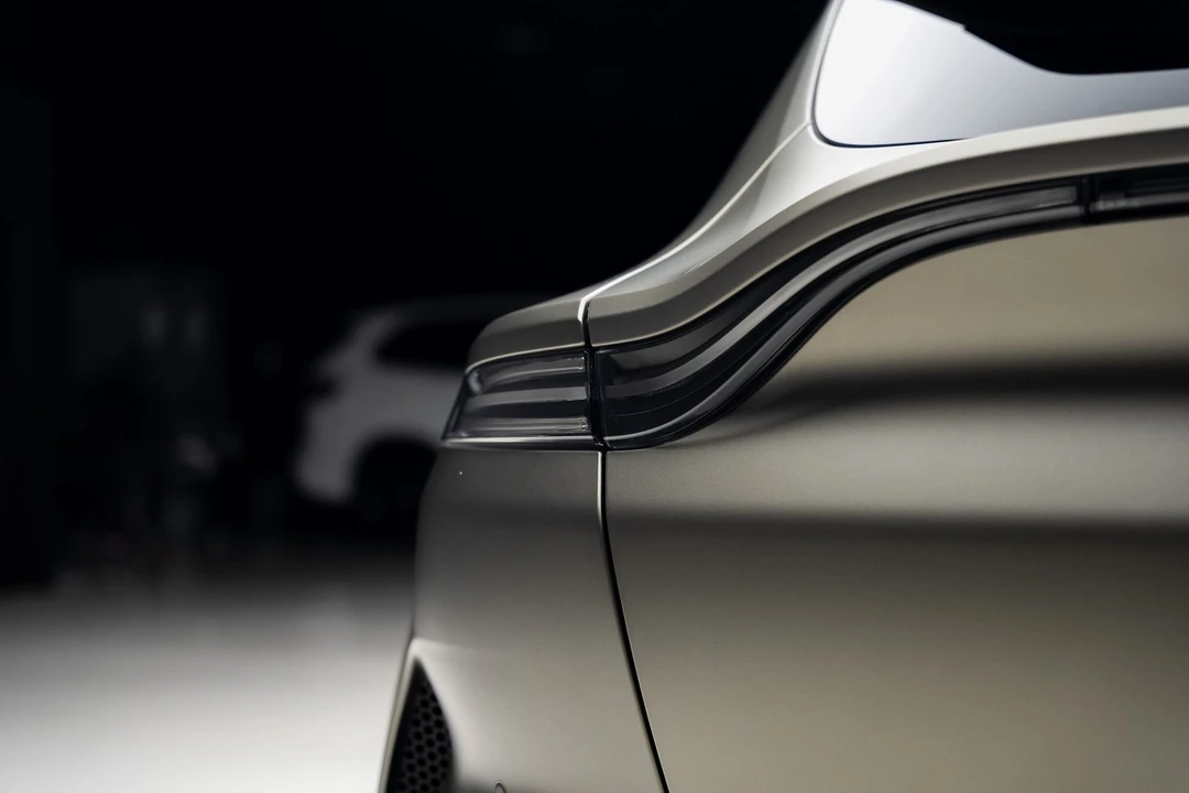 2023 Aston Martin DBX 707 - Image 27 of 31