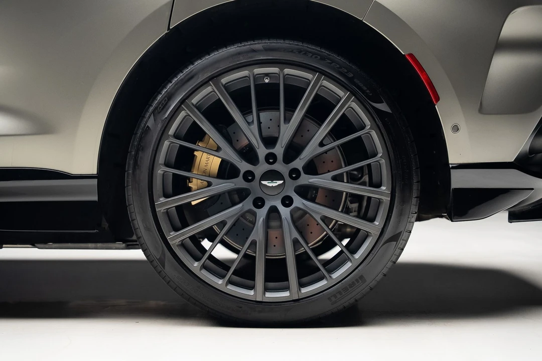 2023 Aston Martin DBX 707 - Image 21 of 31