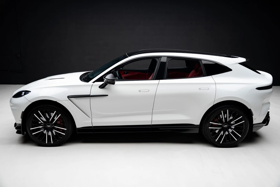 2023 Aston Martin DBX 707 - Image 16 of 31