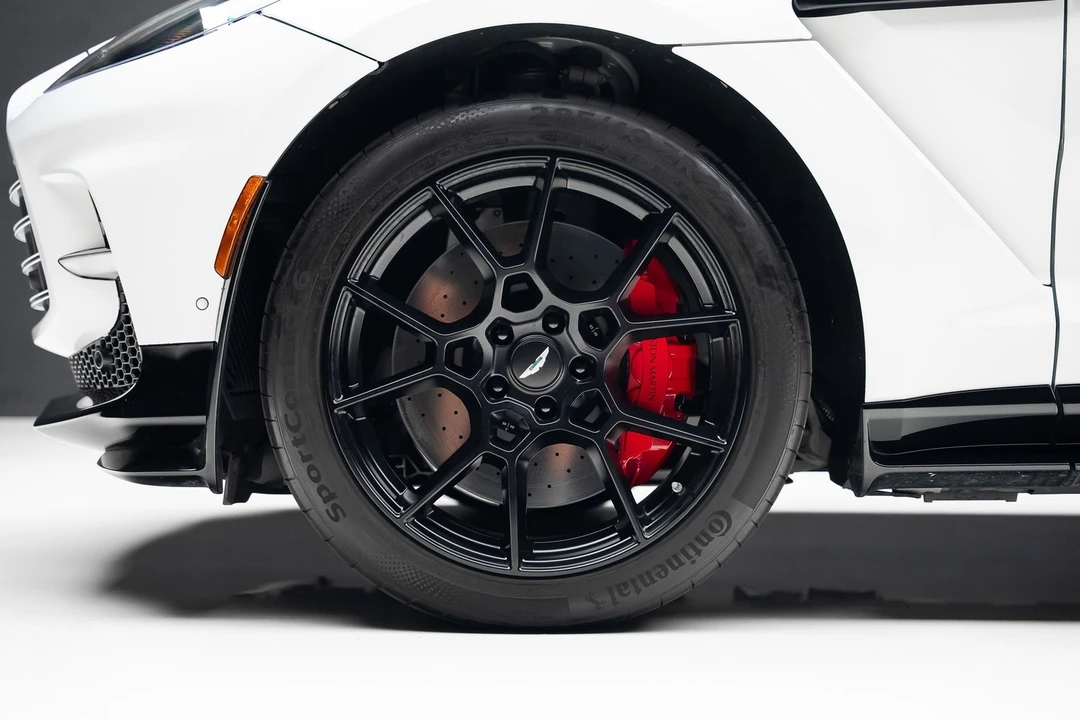 2023 Aston Martin DBX 707 - Image 19 of 31