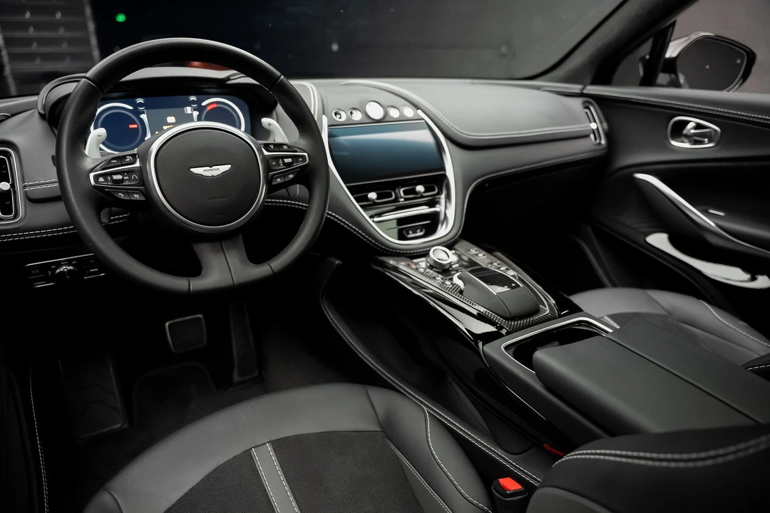 2023 Aston Martin DBX 707 - Image 2 of 31