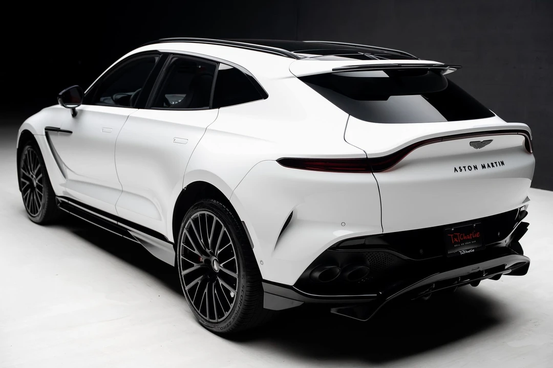 2023 Aston Martin - Image 23 of 31