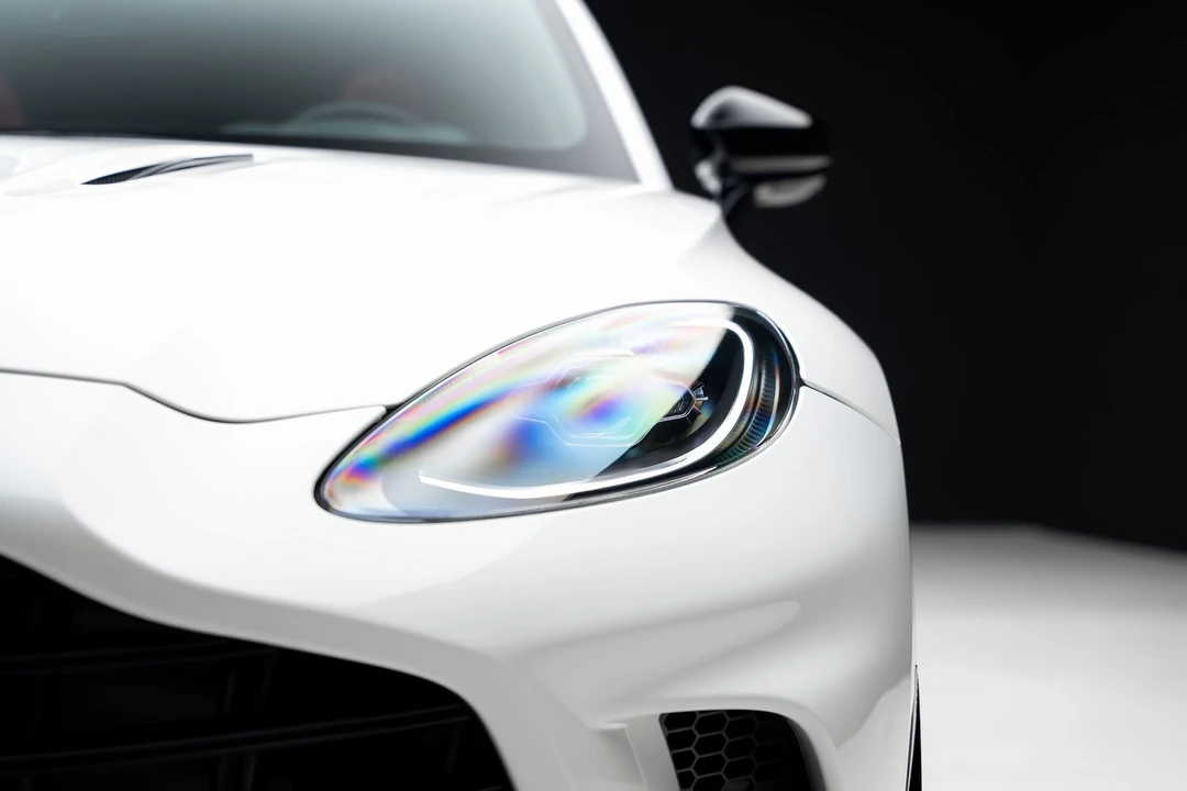 2023 Aston Martin - Image 10 of 31