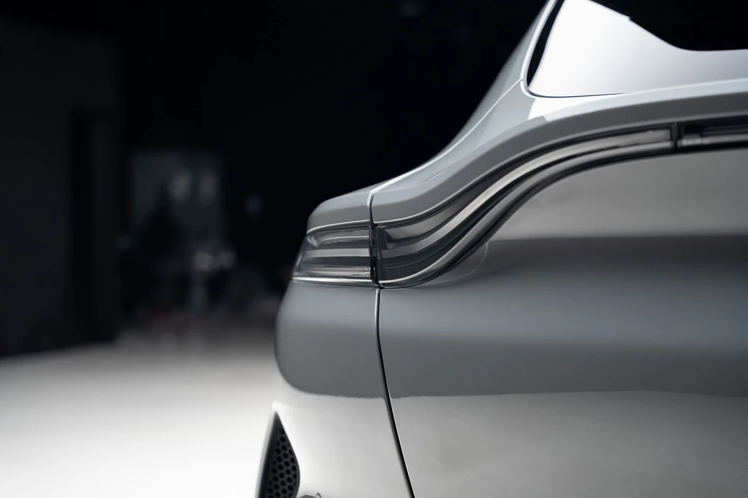 2023 Aston Martin DBX 707 - Image 27 of 31