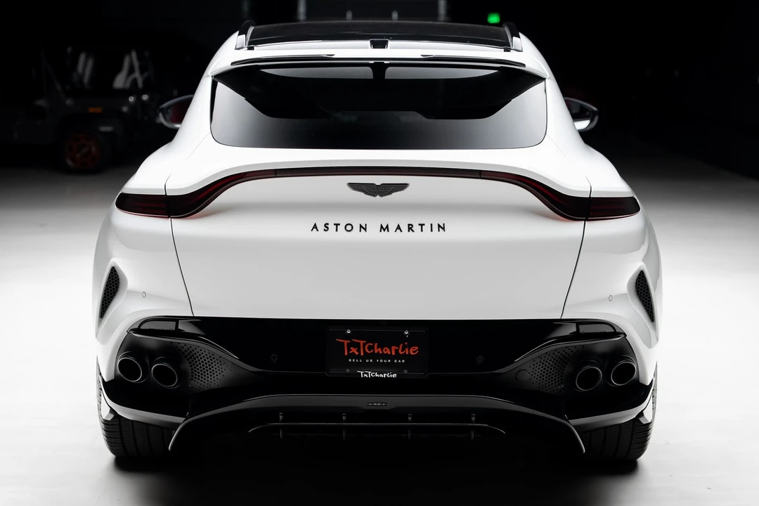 2023 Aston Martin - Image 25 of 31