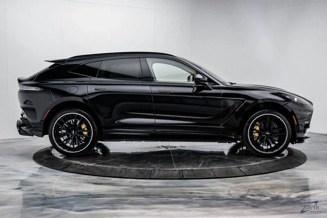 2023 Aston Martin DBX 707 - Image 19 of 21