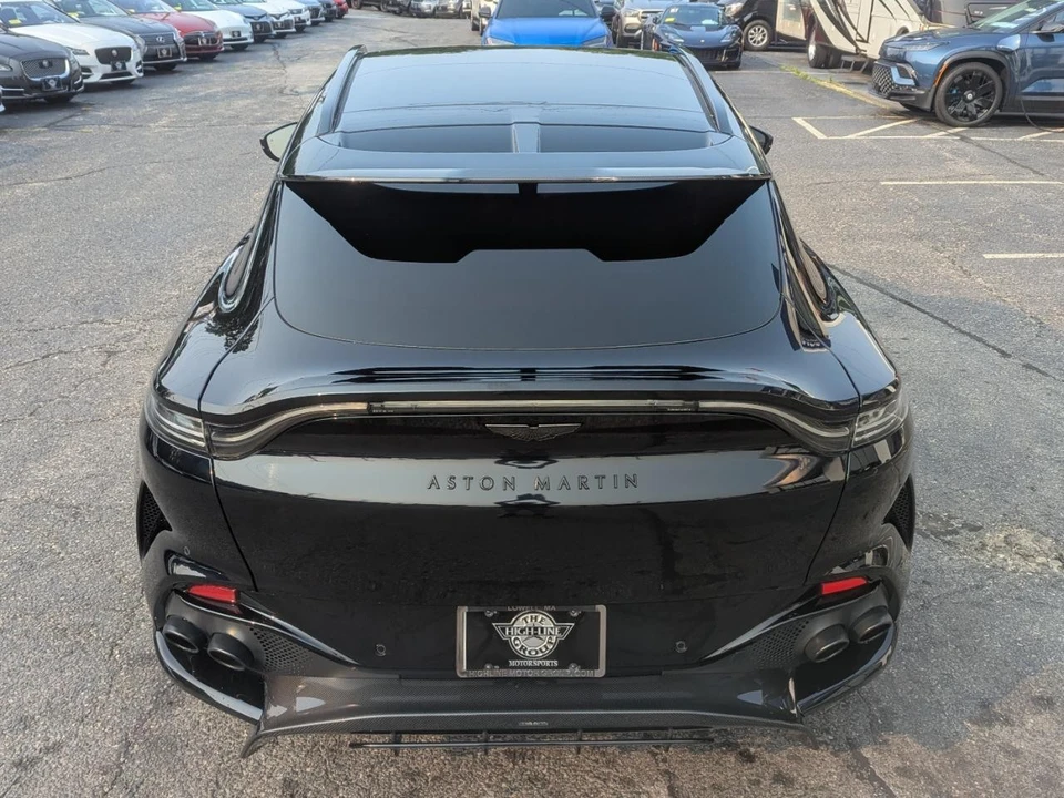 2023 Aston Martin DBX - Image 8 of 31
