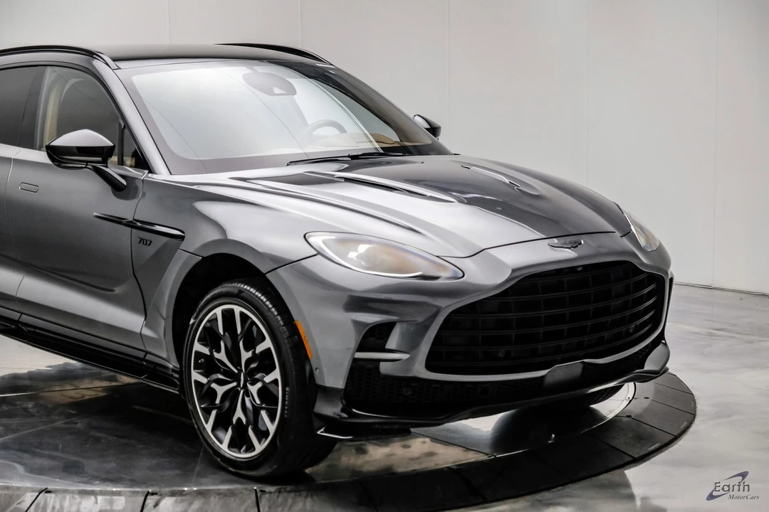 2023 Aston Martin DBX 707 - Image 27 of 31