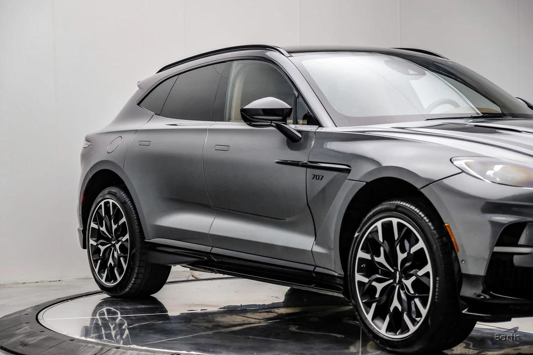 2023 Aston Martin DBX 707 - Image 26 of 31