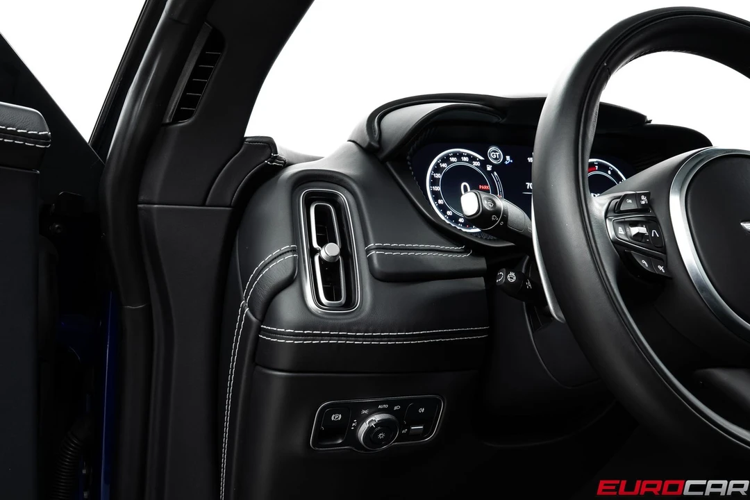 2023 Aston Martin DBX 707 - Image 28 of 31