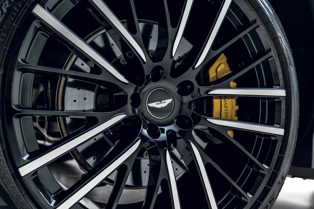 2023 Aston Martin DBX 707 - Image 27 of 31