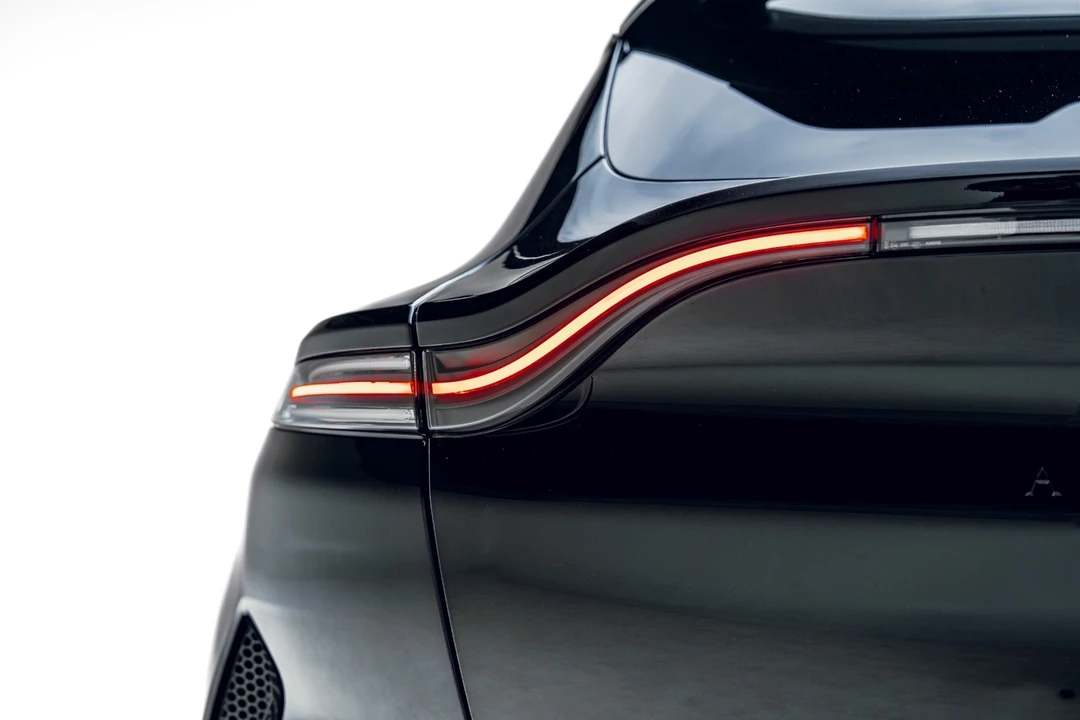 2023 Aston Martin DBX 707 - Image 16 of 31