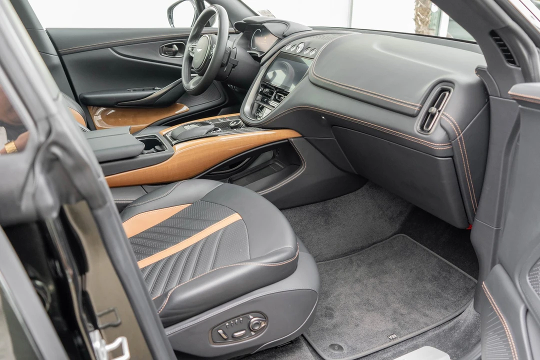 2023 Aston Martin DBX 707 - Image 28 of 31
