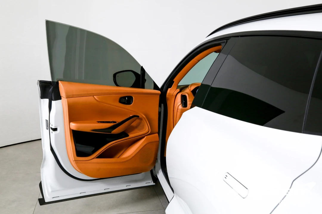 2023 Aston Martin DBX 707 - Image 10 of 31
