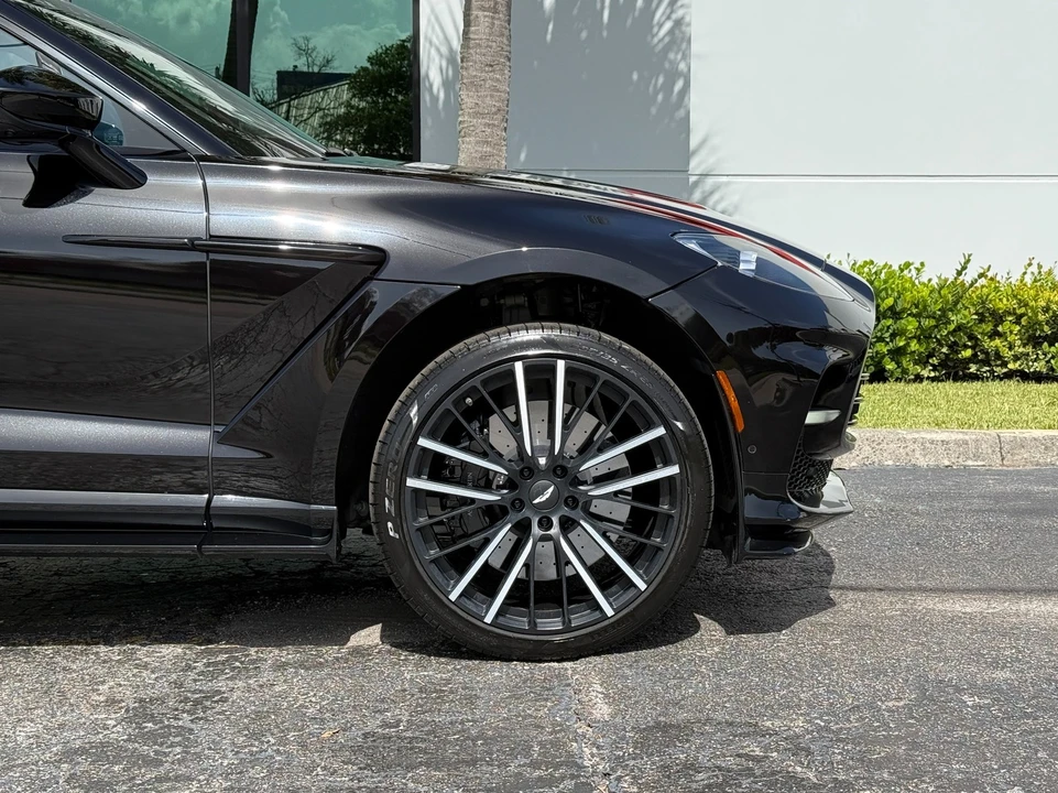 2023 Aston Martin DBX 707 - Image 3 of 31