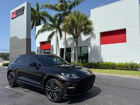 2023 Aston Martin DBX707