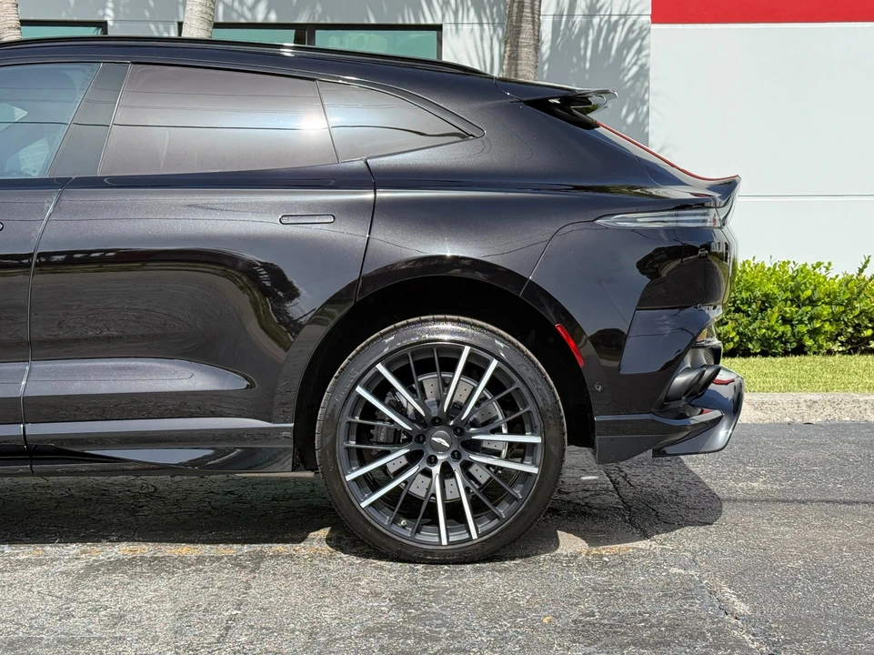 2023 Aston Martin DBX 707 - Image 12 of 31