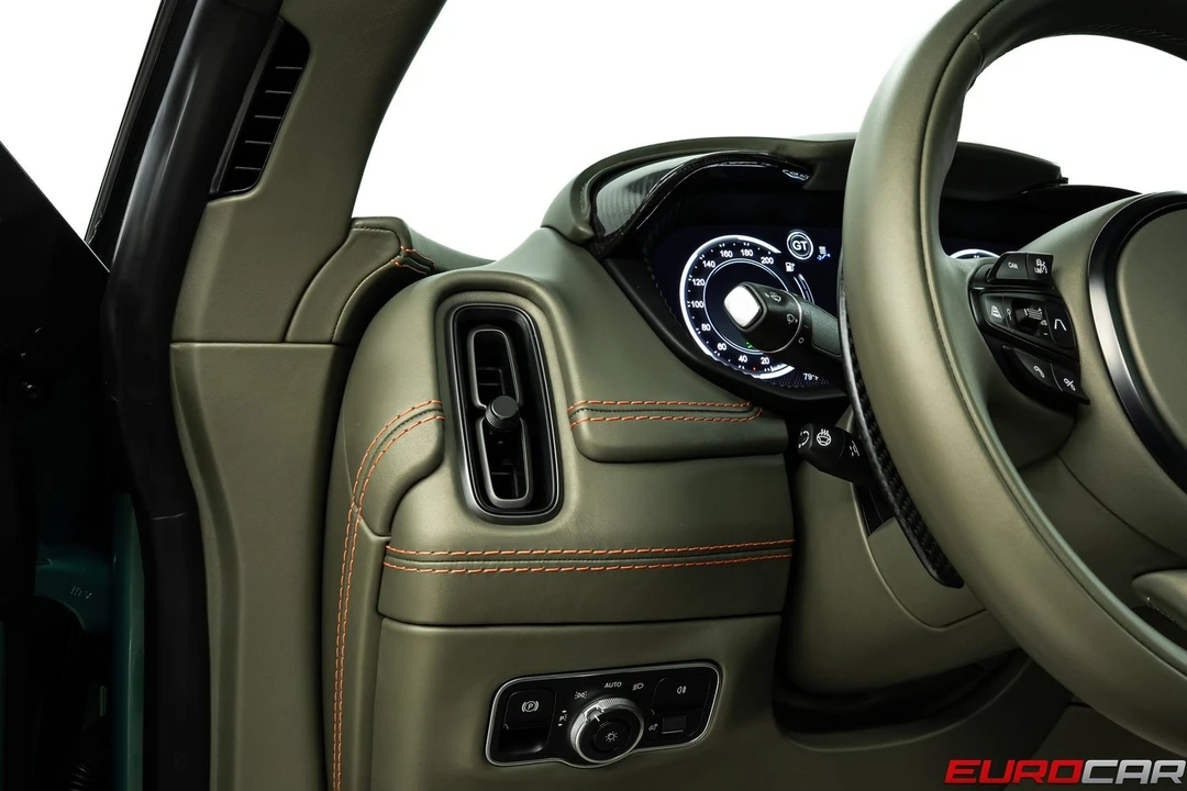 2023 Aston Martin DBX 707 - Image 28 of 31