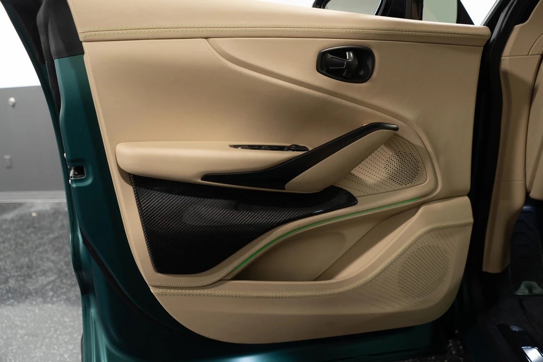 2023 Aston Martin DBX 707 - Image 28 of 31
