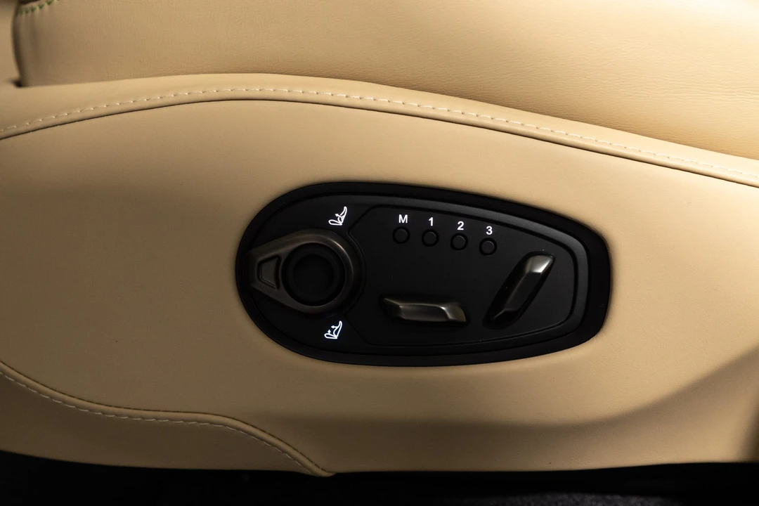 2023 Aston Martin DBX 707 - Image 30 of 31