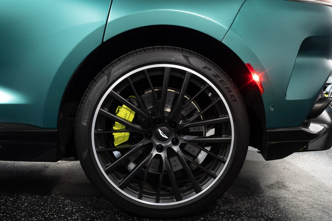 2023 Aston Martin DBX 707 - Image 22 of 31