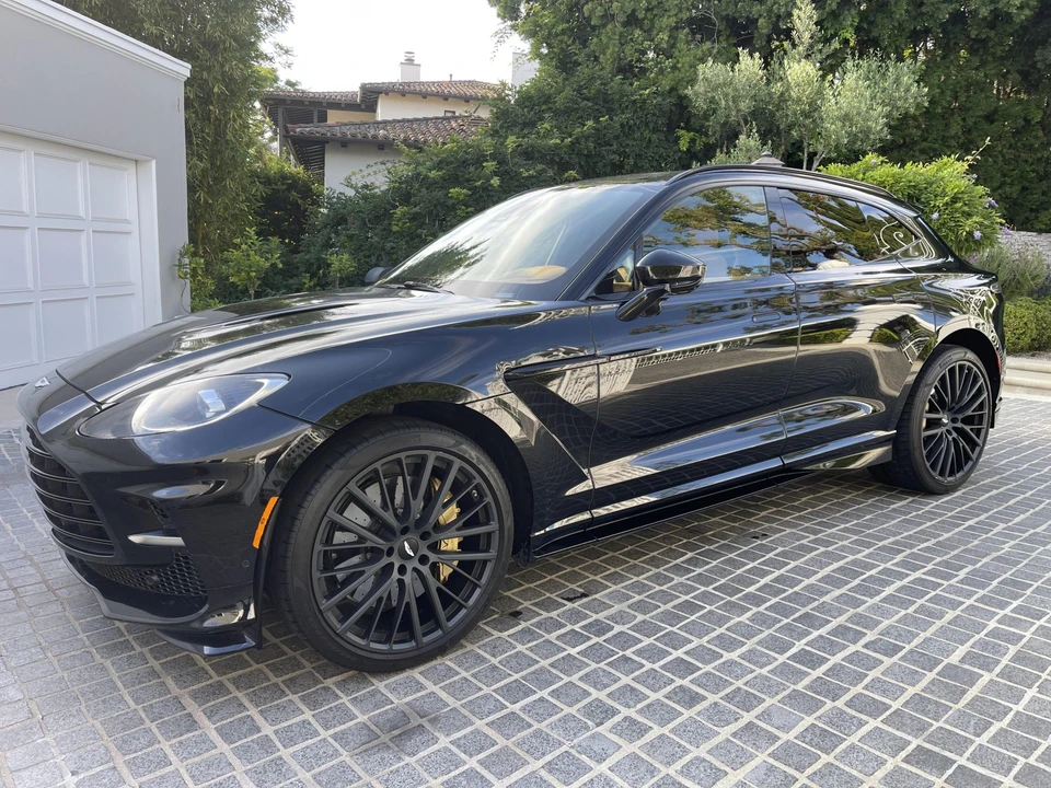 2023 Aston Martin DBX 707 - Image 4 of 31
