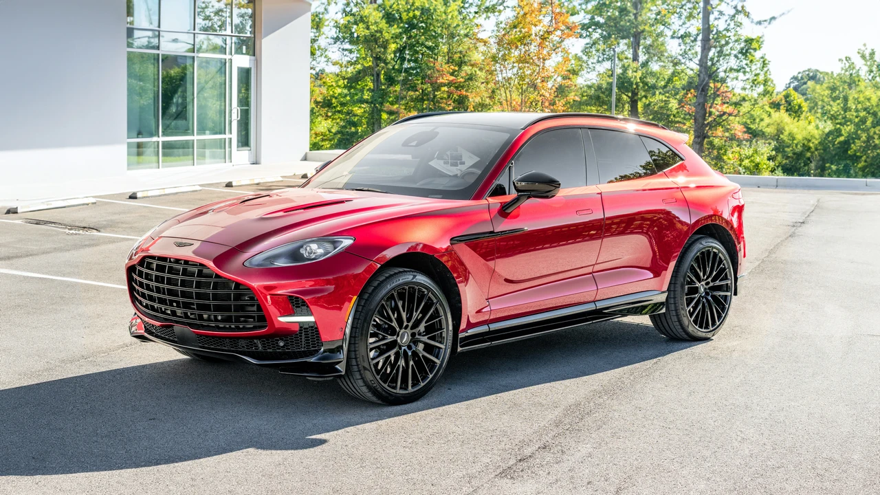2023 Aston Martin DBX 707 - Image 2 of 31