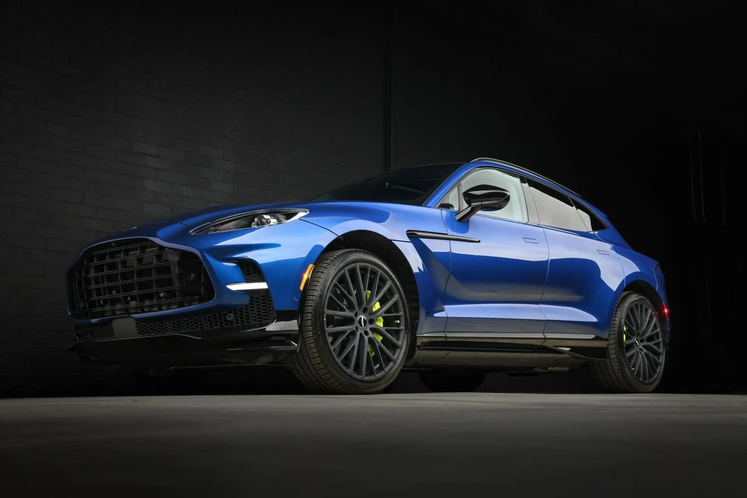 2023 Aston Martin DBX 707 - Image 2 of 31